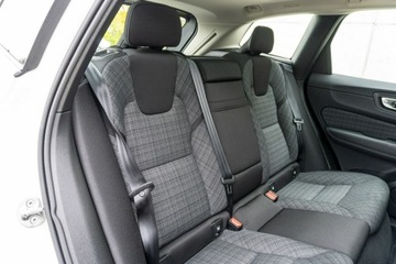 Volvo XC60 II Crossover Plug-In Facelifting 2.0 T6 350KM 2024 Volvo XC 60 YV1UZH4V0S1132937, zdjęcie 17