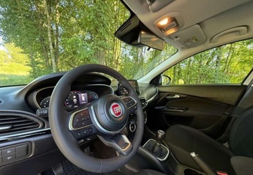 Fiat Tipo II Station Wagon Facelifting 1.0 T3 Turbo 100KM 2021 Fiat Tipo Fiat Tipo 1.0 T3 Garmin Benzyna 100KM, zdjęcie 17