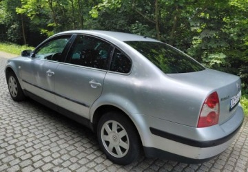 Volkswagen Passat B5 Sedan 2.0 i 115KM 2003 Volkswagen Passat Sliczny VW Passat B5 FL 2.0cm benzyna 114KM stan bdb dlu, zdjęcie 2