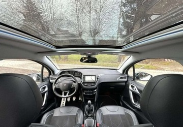 Peugeot 2008 I SUV Facelifting 1.2 PureTech 110KM 2018 Peugeot 2008 Peugeot 2008 PureTech 110 StopampStart Crossway 1.2 Benzyna, zdjęcie 18