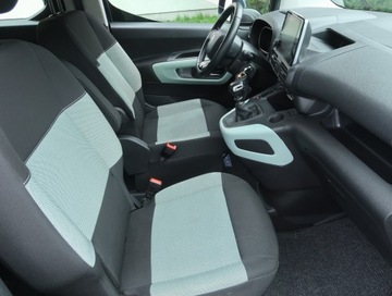 Citroen Berlingo III Osobowy M 1.5 BlueHDi 102KM 2021 Citroen Berlingo 1.5 BlueHDi, Salon Polska, zdjęcie 8