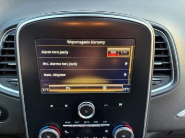 Renault Grand Scenic III 1.2 Energy TCe 130KM 2017 Renault Grand Scenic 1.2 TCe 130 KM 7 foteli, zdjęcie 23