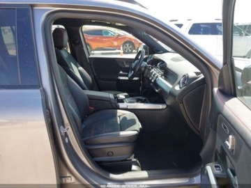Mercedes GLB 2022 Mercedes-Benz GLB Mercedes-Benz GLB 250 2.0 Benzyna 221KM, zdjęcie 6