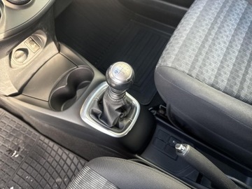 Toyota Yaris III Hatchback 5d Facelifting 1.33 Dual VVT-i 99KM 2016 Toyota Yaris 1.33 Premium MS EU6 III (2011-2019) 1, zdjęcie 17