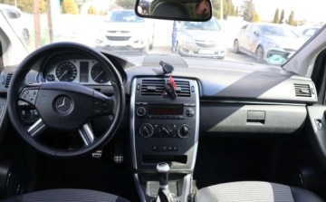 Mercedes Klasa B W245 200 CDI 140KM 2006 Mercedes-Benz Klasa B Grzane fotele, Wielofunkcyjna kierownica, Elektryczn, zdjęcie 4