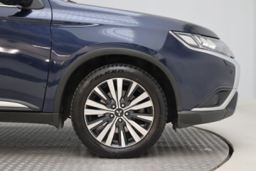 Mitsubishi Outlander III SUV Facelifting 2017 2.0 150KM 2018 Mitsubishi Outlander 2.0, Salon Polska, zdjęcie 14