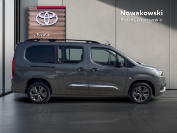 Toyota Proace II 2022 Toyota PROACE CITY VERSO 1.2 D-4T Family 1.2 D-4T, zdjęcie 28