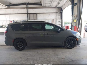 Chrysler Pacifica II 2025 Chrysler Pacifica Limited 2025 3.6l 3.6 Benzyna 287KM, zdjęcie 6