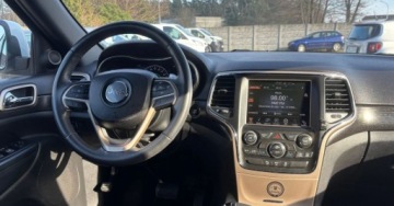 Jeep Grand Cherokee IV Terenowy Facelifting 3.0 CRD 190KM 2016 Jeep Grand Cherokee 3.0D 190KM zarejestrowany jeden wlasciciel w polsce pi, zdjęcie 26