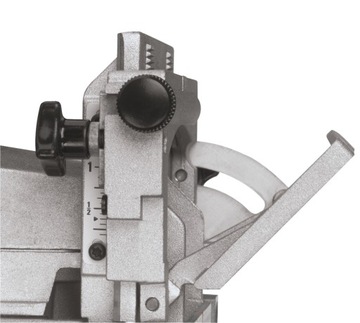 ЛАМПОЧНО-ФРЕЗЕРНЫЙ СТАНОК DEWALT DW682K + КАРАНДАШИ