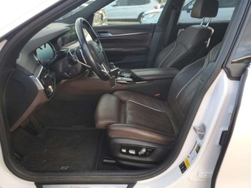 BMW 2018 BMW 6GT 640xi GT 2018 3.0l 3.0 Benzyna 335KM, zdjęcie 7