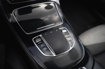 Mercedes Klasa E W213 Kombi Plug-in Facelifting 2.0 E300de 306KM 2020 Mercedes E E 300 de, 301 KM, Automat, Skóra, Navi, zdjęcie 18