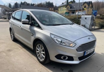 Ford S-Max II Van 2.0 EcoBlue 150KM 2019 Ford S-Max Ford S-Max 2.0 EcoBlue Trend 2.0 Diesel 150KM, zdjęcie 3