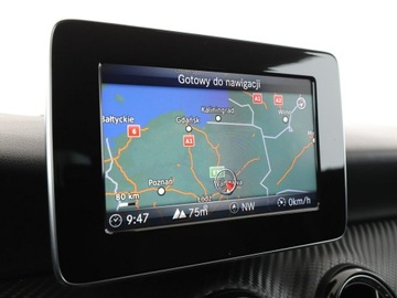 Mercedes GLA I Off-Roader Facelifting 1.6 180 122KM 2019 Mercedes GLA 180 navi klima grzane fotele czujniki, zdjęcie 23