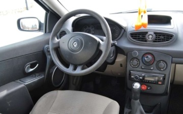 Renault Clio III Hatchback 5d 1.2 TCe eco2 100KM 2007 Renault Clio 2007r, Salon PL, 1.2 Benzyna, Klima, ISOFIX 1.1 Benzyna, zdjęcie 10
