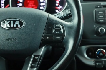 Kia Rio III Hatchback 3d 1.4 DOHC CVVT 109KM 2014 Kia Rio 1.4 CVVT, Klima, Klimatronic, Tempomat, zdjęcie 12