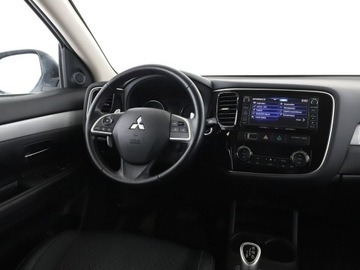 Mitsubishi Outlander III 2015 Mitsubishi Outlander PHEV Hak Navi Kamera cofania, zdjęcie 15