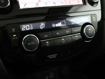 Nissan X-Trail III Terenowy Facelifting 1.3 DIG-T 158KM 2021 Nissan X-Trail Panorama Navi Czujniki parkowania, zdjęcie 25