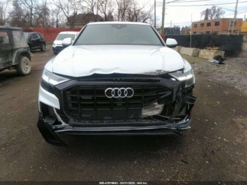 Audi Q8 2021 Audi Q8 2021 AUDI Q8 PREMIUM PLUS 55 TFSI QUATTRO TIPTRONIC 3.0 Benzyna, zdjęcie 5