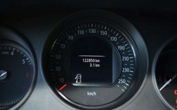 Renault Megane IV Hatchback 5d 1.2 Energy TCe 100KM 2017 Renault Megane Renault Megane ENERGY TCe 100 INTENS 1.2 Benzyna 100KM, zdjęcie 31