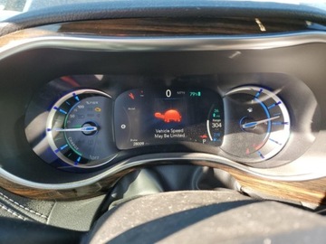 Chrysler Pacifica II 2022 Chrysler Pacifica Hybrid Limited 2022 3.6l 3.6 Hybryda 260KM, zdjęcie 9