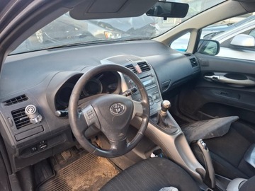 DESKA KOKPIT ROZDĚLOVAČE KONZOLA HB 5D TOYOTA AURIS I