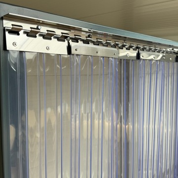 Kurtyna paskowa s: 200cm x h: 230cm, pasy żebrowane PCV 200x2 mm