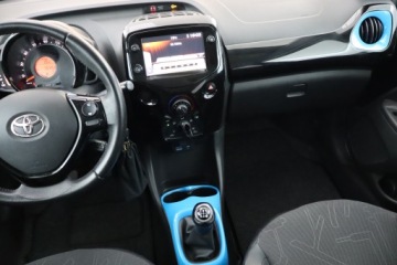 Toyota Aygo II Hatchback 3d Facelifting 1.0 VVT-i 72KM 2018 Toyota Aygo 1.0 VVT-i, Salon Polska, Skóra, Klima, zdjęcie 7
