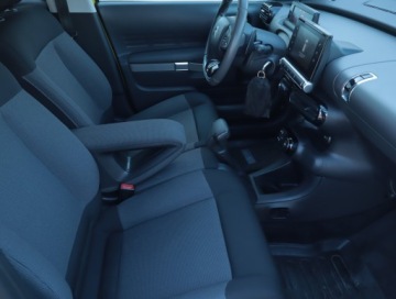 Citroen C4 Cactus Crossover 1.2 PureTech 82KM 2016 Citroen C4 Cactus 1.2 PureTech, Salon Polska, zdjęcie 8