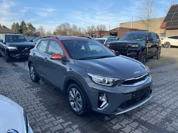 Kia Stonic Crossover Facelifting 1.2 DPI 84KM 2023 Kia Stonic Klimatronik Kamera Książka serwisowa
