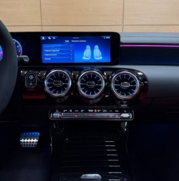 Mercedes CLA C118/X118 Shooting Brake AMG Facelifting 2.0 35 AMG 306KM 2025 Mercedes-Benz CLA Pelna oferta na R-CARS.pl 2.0 Benzyna 306KM, zdjęcie 16