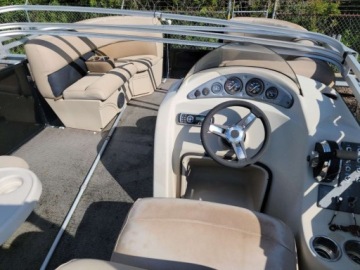 Bentley 2018 Bentley Inny 200 2018 Diesel 115KM, zdjęcie 13