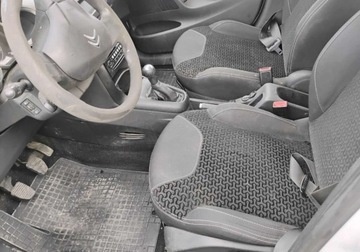 Citroen C3 II Hatchback 1.4 HDI 70KM 2013 Citroen C3 2013r, 1.4 HDI. Uszkodzony tyl. 1.4 Diesel 70KM, zdjęcie 6