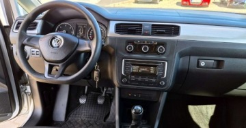 Volkswagen Caddy IV Kombi Maxi 2.0 TDI SCR BlueMotion Technology 102KM 2017 Volkswagen Caddy 2,0 TDI Maxi Klima7-osob Rampa Dla Niepelnosprawnych, zdjęcie 5
