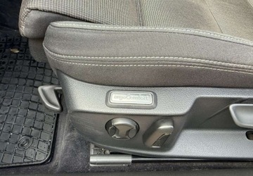 Volkswagen Passat B8 Variant 2.0 TDI BlueMotion SCR 150KM 2018 Volkswagen Passat Volkswagen Passat 2.0 TDI BMT SCR Comfortline DSG7 2.0, zdjęcie 18