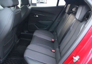 Peugeot 2008 II e-SUV Elektryczny 50kWh 136KM 2020 Peugeot 2008 e-2008 GT Line Elektryczny 136KM, zdjęcie 12