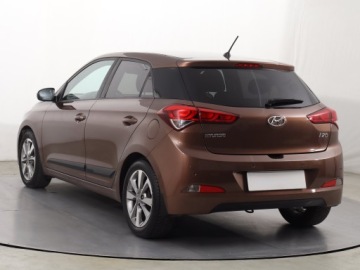 Hyundai i20 II Coupe 1.2 MPI 84KM 2017 Hyundai i20 1.2, Salon Polska, Serwis ASO, Klima, zdjęcie 3