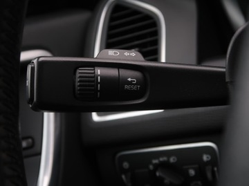 Volvo XC60 I SUV Facelifting 2.0 D4 DRIVE-E 181KM 2014 Volvo XC60 D4, 178 KM, Skóra, Klima, Klimatronic, zdjęcie 18