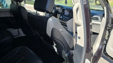 Chrysler Pacifica II 2017 Chrysler Pacifica Skóra El Drzwi El Klapa Navi, zdjęcie 21