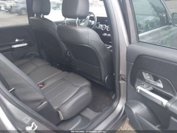 Mercedes GLB 2023 Mercedes-Benz GLB 250 2023 2.0 Benzyna 221KM, zdjęcie 12