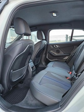 BMW Seria 1 F70 2024 BMW 118 BMW 118i Przebieg: 7600km!! 2024Salon Pols, zdjęcie 23