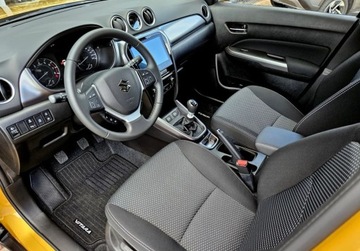 Suzuki 2025 Suzuki Vitara Premium Plus 1,4 2WD 6MT Solar Yellow Pearl 2025 Auto deale, zdjęcie 8
