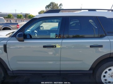 Ford 2023 Ford Bronco 2023r, Sport Heirtage, 4x4, 1.5L 1.5 Benzyna 182KM, zdjęcie 4