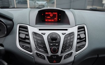 Ford Fiesta VII Hatchback 5d 1.25 Duratec 82KM 2011 Ford Fiesta 1.25 Benzyna Klimatyzacja Cz.parkowania 1.2 Benzyna 82KM, zdjęcie 30