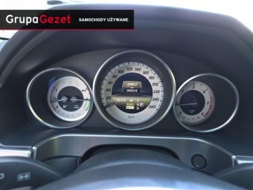 Mercedes Klasa E W212 2013 Mercedes-Benz Klasa E E 300 BlueTEC Hybrid 231 KM 7G-TRONIC PLUS martwe po, zdjęcie 13