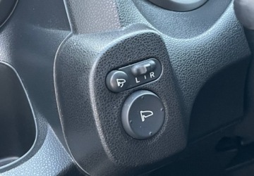 Honda Jazz III 1.4 i-VTEC 100KM 2009 Honda Jazz 1.3 Benzyna 99 Km Klimatyzacja 1.3 Benzyna 99KM, zdjęcie 8