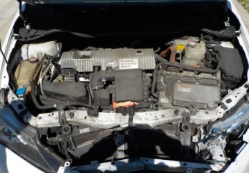 Toyota Auris II 2014 Toyota Auris Okazja 1.8 Hybryda 100KM, zdjęcie 3