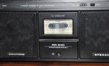 GRUNDIG RR 640 Профессиональный бумбокс-радио кассета