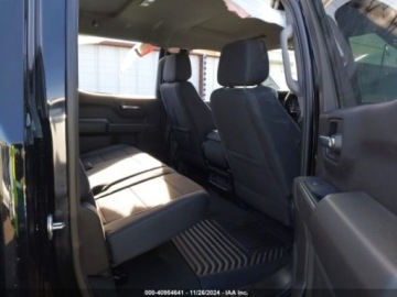Chevrolet Silverado II 2023 Chevrolet Silverado 2023r., 4x4, 5.3L 5.3 Benzyna 355KM, zdjęcie 9