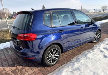 Volkswagen Golf Sportsvan Sportsvan 1.6 TDI 115KM 2017 Volkswagen Golf Sportsvan Kamery, czujniki, radar, podgrzewane fotele GWAR, zdjęcie 8
